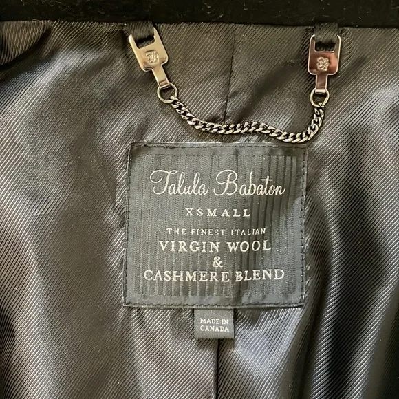 Aritzia - Talula Babaton black coat. Virgin wool and cashmere blend - Picture 3 of 4